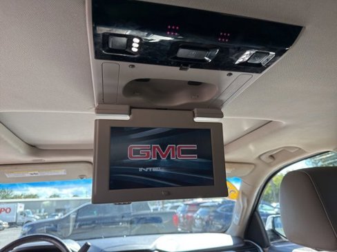 Used 2019 GMC Yukon XL SLT w/ Open Road Package image 48