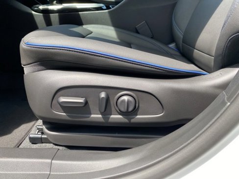 New 2025 Buick Envista Sport Touring w/ Convenience I Package image 11
