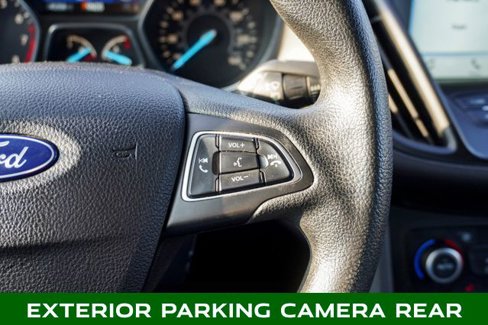 Used 2019 Ford Escape SE image 18