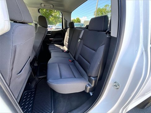 Used 2019 GMC Sierra 1500 SLE w/ SLE Value Package image 21