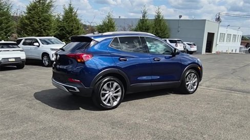Used 2022 Buick Encore GX Essence w/ Advanced Technology Package image 9