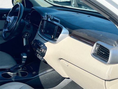 Used 2020 Kia Sorento LX w/ LX I4 Convenience Package image 28