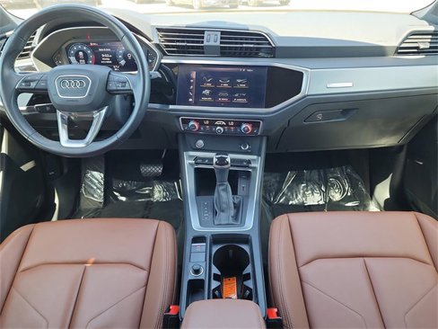 Used 2020 Audi Q3 2.0T Premium w/ Convenience Package image 13