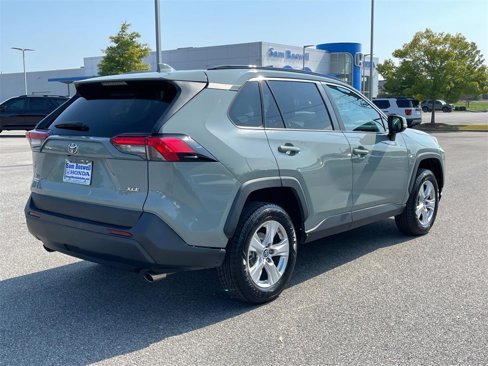 Used 2019 Toyota RAV4 XLE image 3