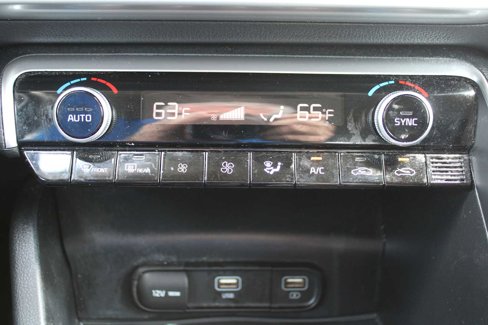 Used 2022 Kia K5 LXS image 37