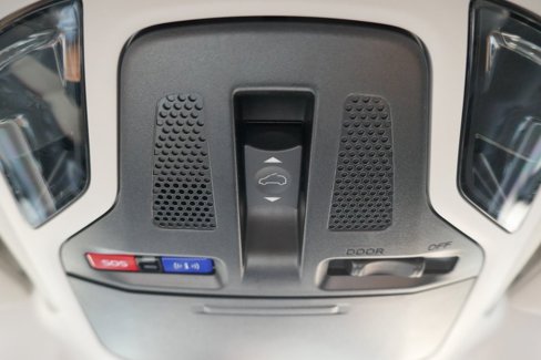 Used 2020 Subaru Outback Limited image 32