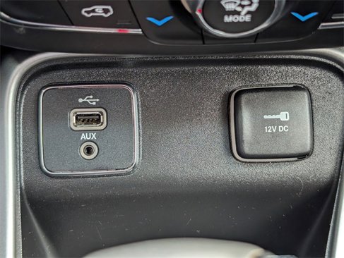 Used 2018 Jeep Compass Latitude w/ Popular Equipment Group image 18