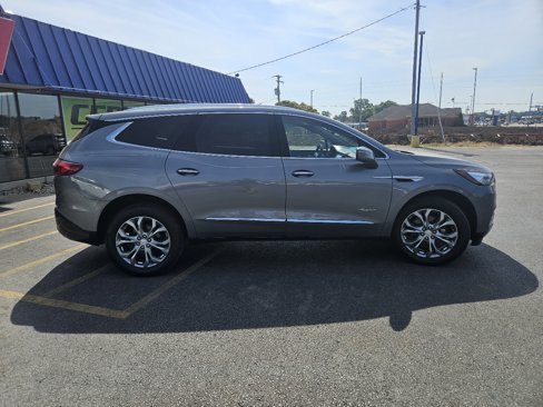 Used 2018 Buick Enclave Avenir w/ LPO, Cargo Package image 6
