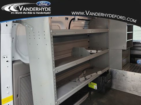 Used 2022 Ford Transit Connect XLT image 9