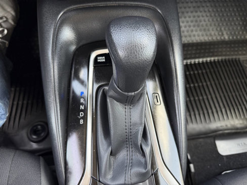 Used 2022 Toyota Corolla LE image 21