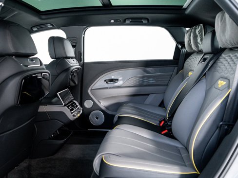 Certified 2024 Bentley Bentayga Extended Wheelbase image 24