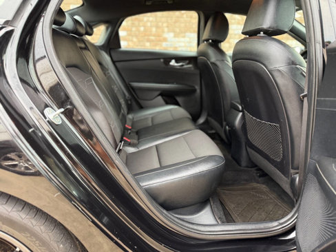 Used 2020 Kia Forte GT-Line image 17