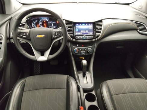 Used 2020 Chevrolet Trax LT w/ LT Convenience Package image 22