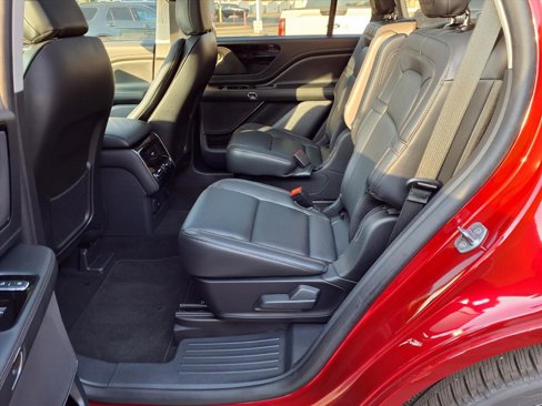 Used 2025 Lincoln Aviator Reserve w/ Jet Appearance Package image 16