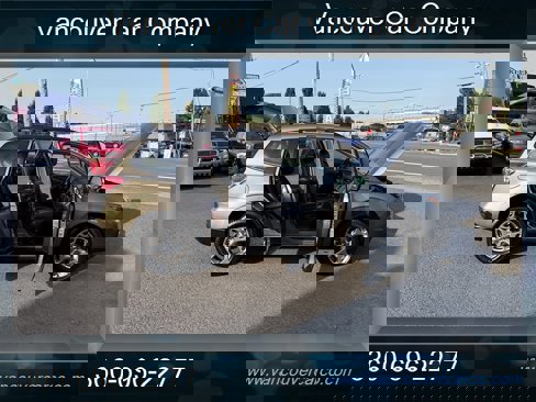 Used 2017 Subaru Forester 2.5i Touring image 11
