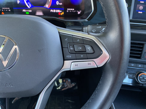Used 2024 Volkswagen Jetta SE image 19
