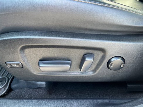 Used 2018 Toyota Highlander XLE image 13