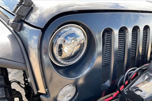 Used 2018 Jeep Wrangler Unlimited Sport S image 28