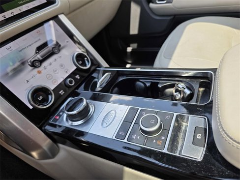 Used 2021 Land Rover Range Rover Westminster Edition image 15