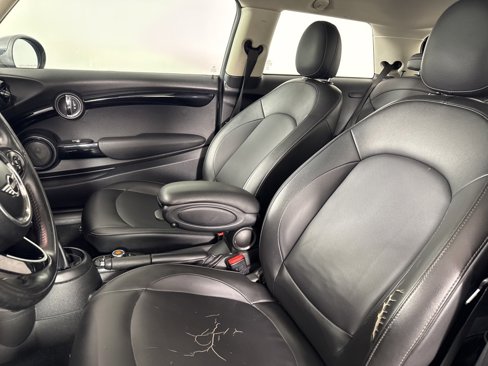 Used 2019 MINI Cooper 2-Door Hardtop image 15