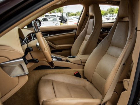 Used 2013 Porsche Panamera 4 image 5