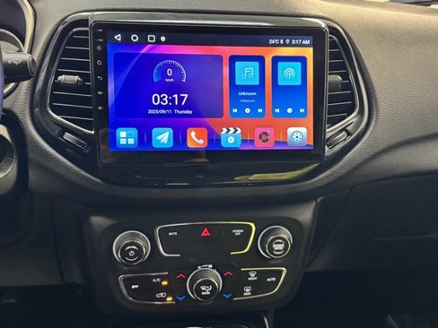 Used 2019 Jeep Compass Altitude image 18