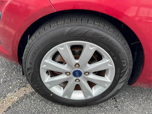 Used 2013 Ford Fiesta SE image 7