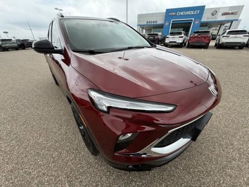 Used 2025 Buick Encore GX Sport Touring w/ Black Roof Package image 14
