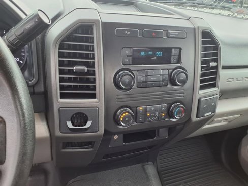 Used 2019 Ford F250 XL w/ Power Equipment Group image 23