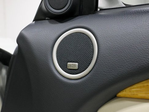 Used 2002 Lexus SC 430 Convertible image 8
