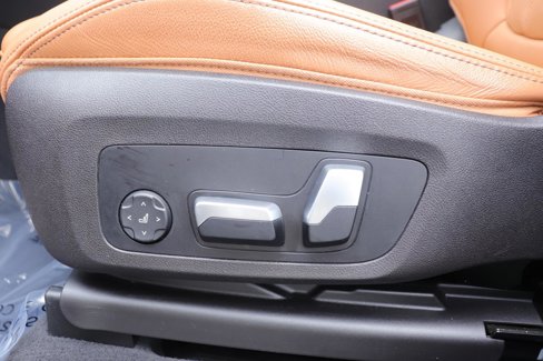 Used 2023 BMW X3 sDrive30i w/ M Sport Package image 28