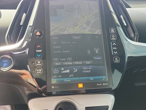 Used 2019 Toyota Prius Prime Advanced image 18