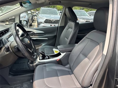 Used 2021 Chevrolet Bolt Premier w/ Infotainment Package image 4