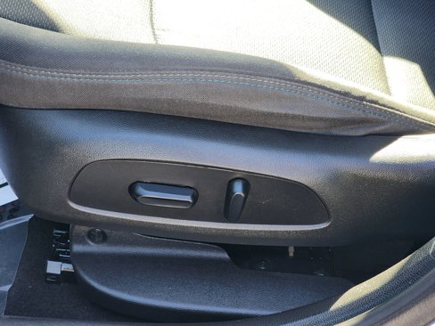 Used 2019 Chevrolet Cruze LT w/ Convenience Package image 19