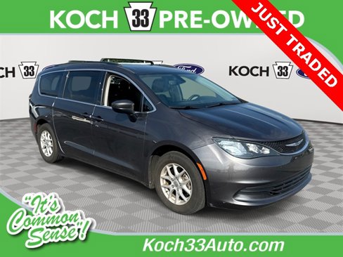 Used 2020 Chrysler Voyager Lxi image 1