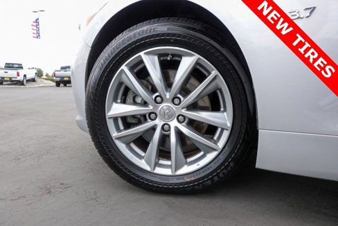 Used 2014 INFINITI Q50 Premium w/ Leather Seating Package image 11