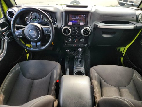 Used 2016 Jeep Wrangler Unlimited Sahara image 2
