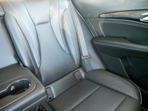 Used 2021 Buick Envision Essence w/ Technology Package I image 18