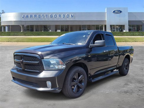Used 2018 RAM 1500 Express image 2