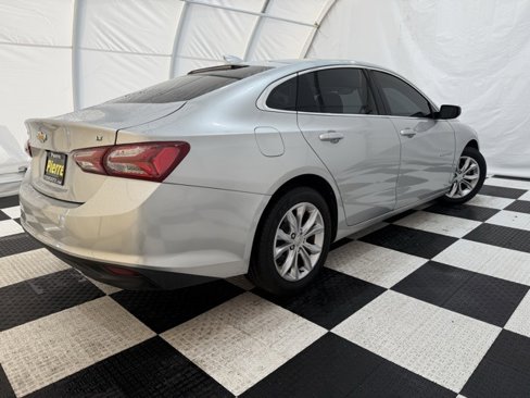 Used 2021 Chevrolet Malibu LT image 5