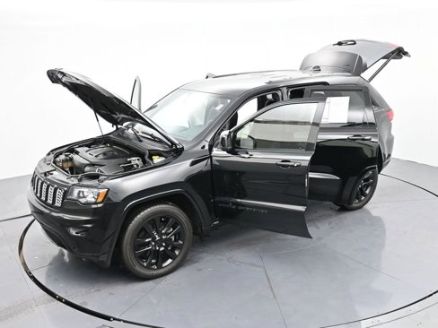 Used 2021 Jeep Grand Cherokee Laredo X image 42