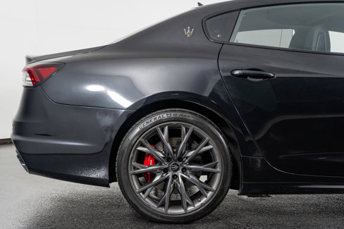 Used 2022 Maserati Quattroporte GT image 9