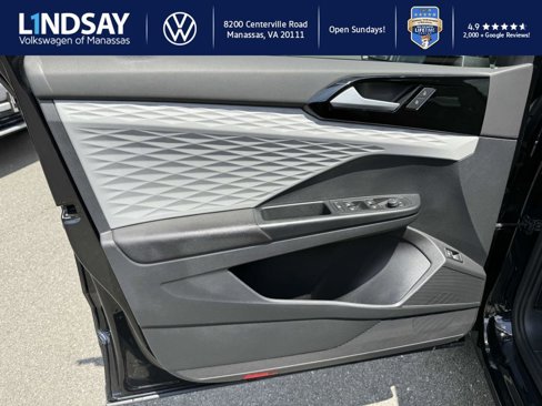 Used 2022 Volkswagen Taos S image 8