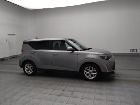 Used 2023 Kia Soul LX w/ Option Group 015 image 11