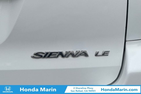 Used 2009 Toyota Sienna LE image 35