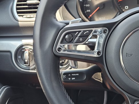 Certified 2024 Porsche 718 Cayman image 36