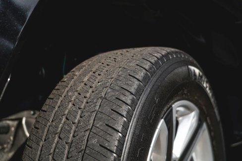 Used 2019 Toyota Tacoma Limited image 5