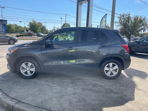 Used 2019 Chevrolet Trax LS w/ Tint and Cruise Package image 5