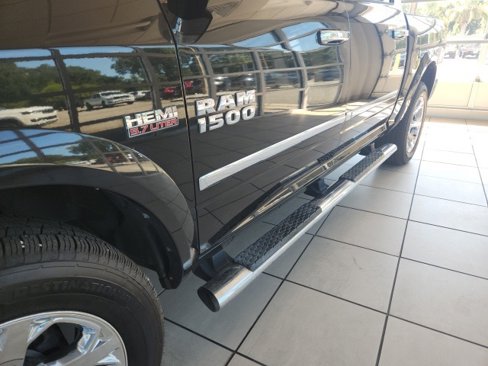 Used 2018 RAM 1500 Laramie w/ Convenience Group image 15