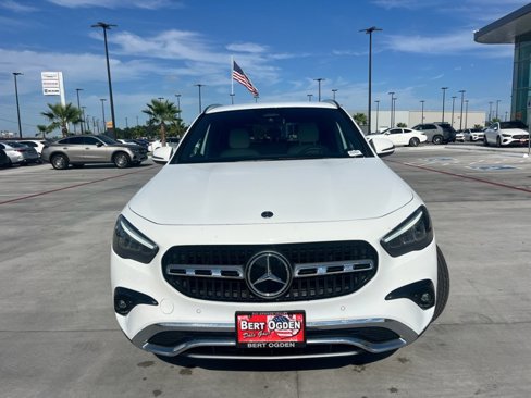 Certified 2025 Mercedes-Benz GLA 250 image 2